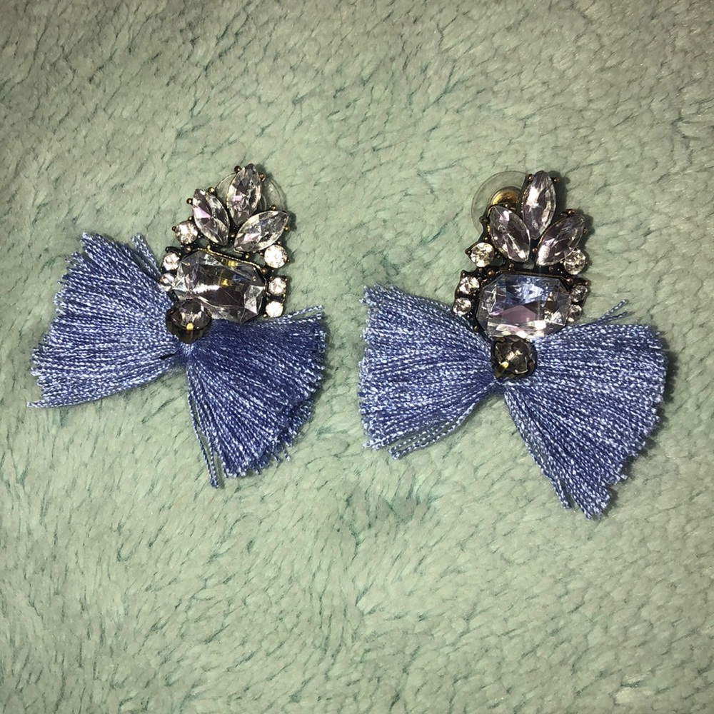 Tassel stud earrings - Picture 2 of 9